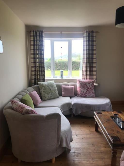 Rosie'S Pad Βίλα Louisburgh Εξωτερικό φωτογραφία